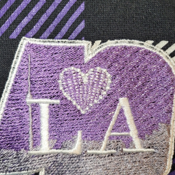 Custom embroidery 4 x 4 inch embroidery, multiple hoodie sizes, message me - Picture 12 of 16